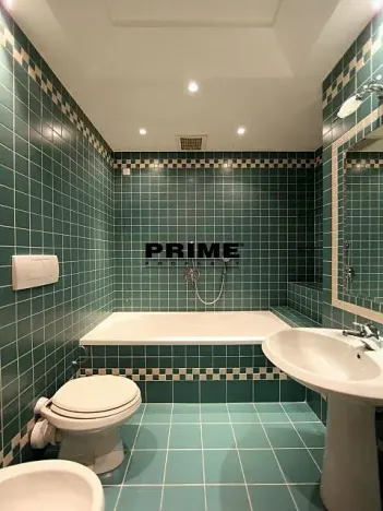 Pronájem bytu 4+1, Praha - Nové Město, Odborů, 100 m2