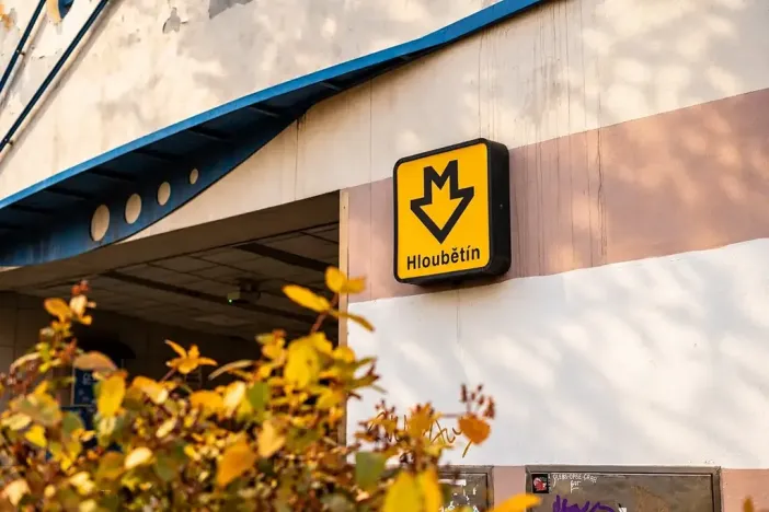 Prodej pozemku pro bydlení, Praha - Hloubětín, Mochovská, 294 m2