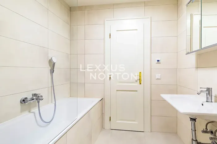 Pronájem bytu 2+kk, Praha - Bubeneč, Čs. armády, 71 m2