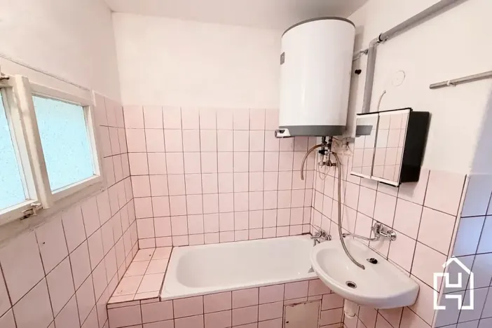 Prodej rodinného domu, Pohled, 70 m2