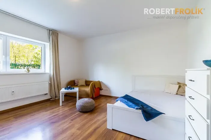 Pronájem bytu 1+kk, Svémyslice, 30 m2