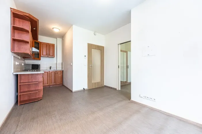 Pronájem bytu 2+kk, Praha - Uhříněves, Jindřicha Bubeníčka, 37 m2