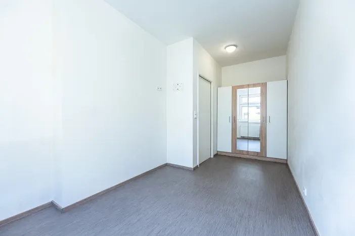 Pronájem bytu 2+kk, Praha - Uhříněves, Jindřicha Bubeníčka, 37 m2