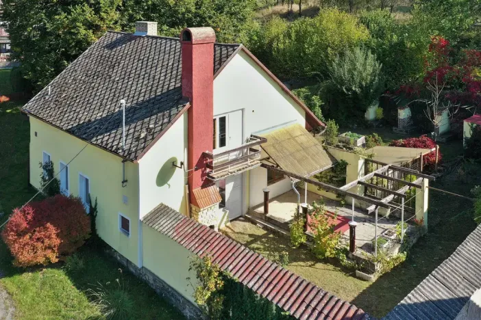 Prodej pozemku, 140 m², Prostřední Poříčí