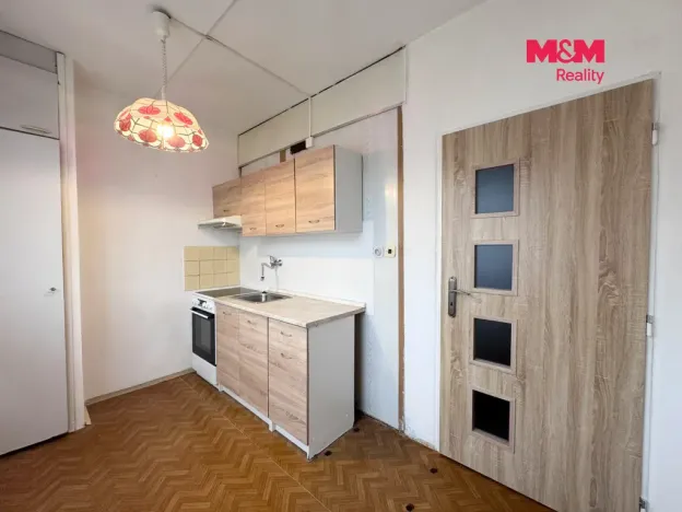 Pronájem bytu 1+1, Seč, Sídl. 9. května, 32 m2