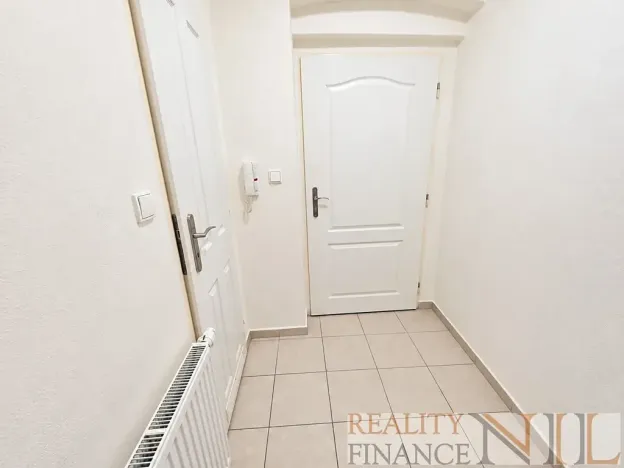 Pronájem bytu 1+kk, Plzeň, Prvomájová, 35 m2