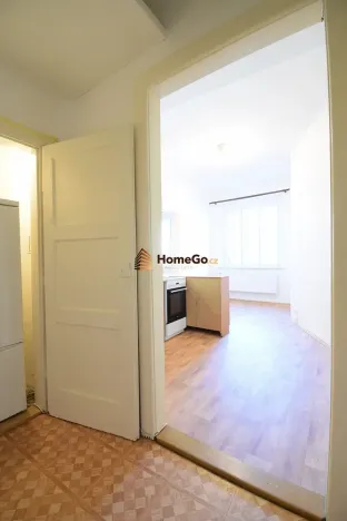 Pronájem bytu 2+kk, Praha - Nusle, Lounských, 46 m2