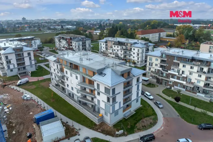 Pronájem bytu 2+kk, Pardubice - Ohrazenice, U Sportovní školy, 51 m2