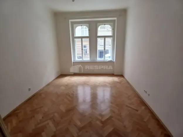 Pronájem bytu 1+1, Praha - Holešovice, Letohradská, 50 m2