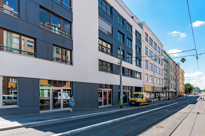 Pronájem bytu 1+kk, Praha - Vysočany, Bassova, 28 m2