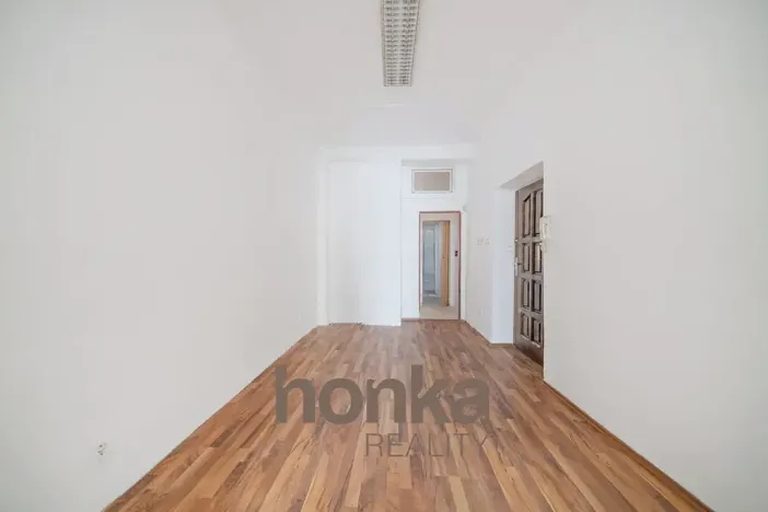 Prodej kanceláře, Praha - Nusle, Spytihněvova, 37 m2