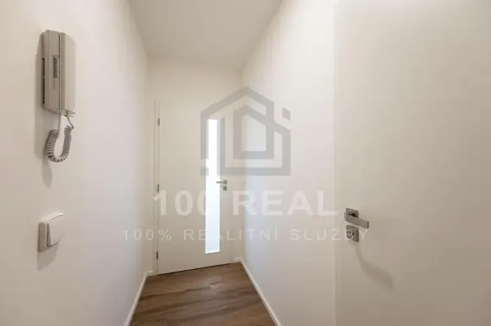 Pronájem bytu 1+kk, Hradec Králové, Průmyslová, 40 m2