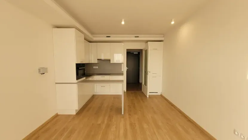 Pronájem bytu 1+kk, 30 m², Mukařovského, Praha 5 - Stodůlky