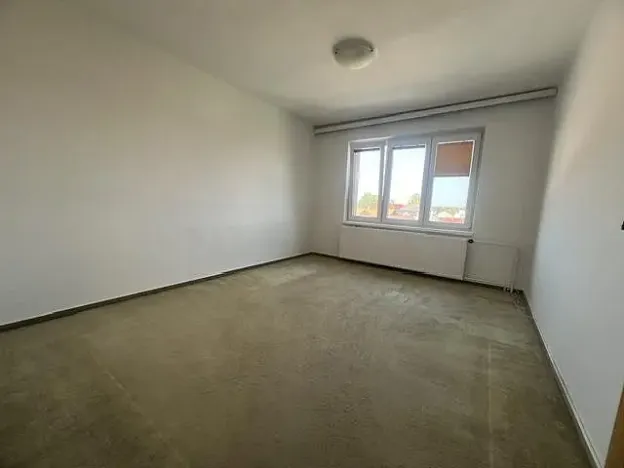 Pronájem bytu 3+1, Třeboň - Třeboň II, Daskabát, 90 m2