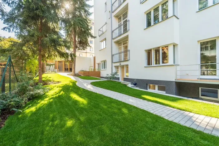 Pronájem bytu 1+kk, Praha - Břevnov, Pod Drinopolem, 41 m2