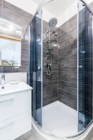 Pronájem bytu 1+kk, Zlín, Vejvanovská, 20 m2