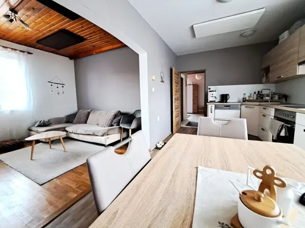 Prodej rodinného domu, Břest, 200 m2