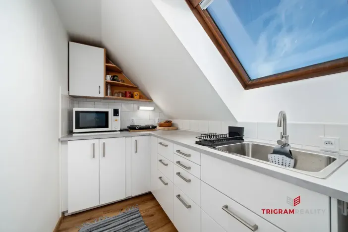 Pronájem bytu 2+kk, Hradec Králové, Dlouhá, 55 m2