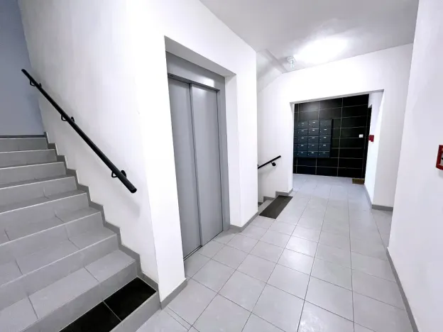 Pronájem bytu 1+kk, Plzeň, Pecháčkova, 42 m2