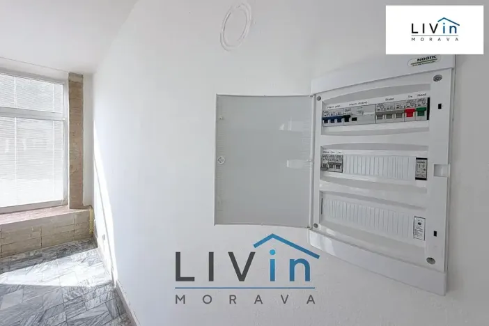 Pronájem obchodního prostoru, Olomouc, Smrčkova, 48 m2