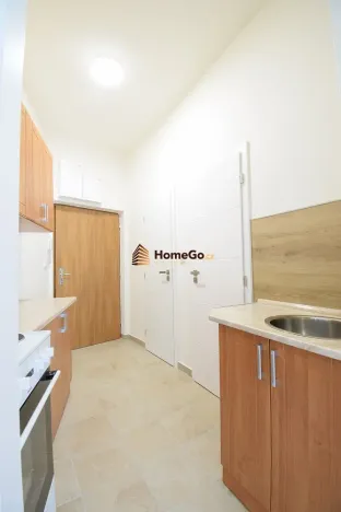 Pronájem bytu 1+kk, Praha - Nusle, Žateckých, 30 m2