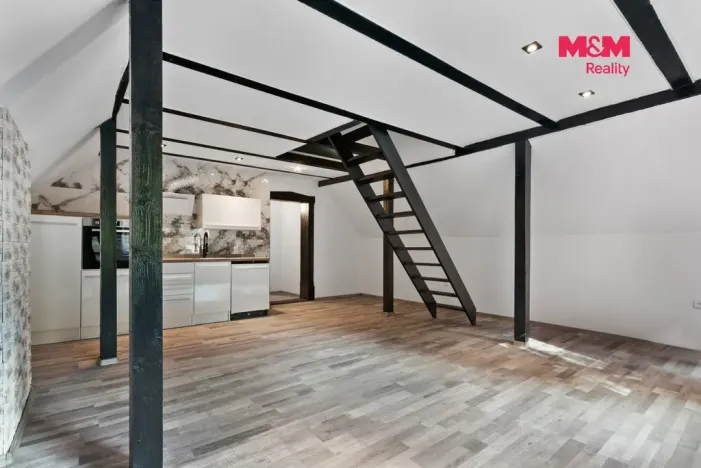 Prodej obchodního prostoru, Železný Brod - Těpeře, 100 m2