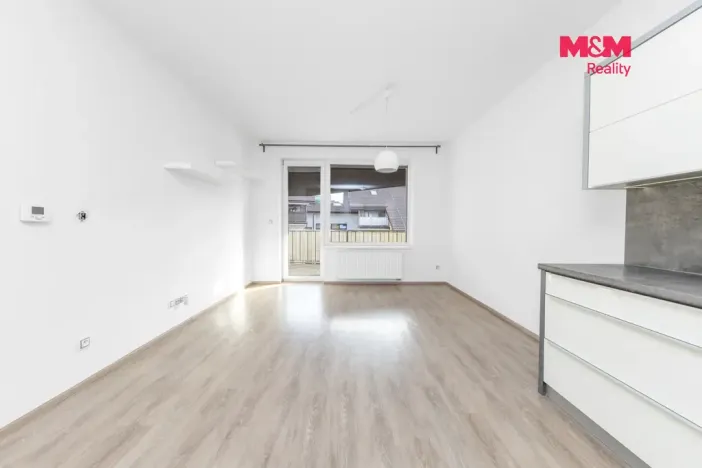Prodej bytu 2+kk, Moravany, Višňová, 51 m2