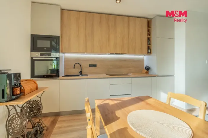Prodej bytu 3+kk, Beroun - Beroun-Město, Na Dražkách, 74 m2