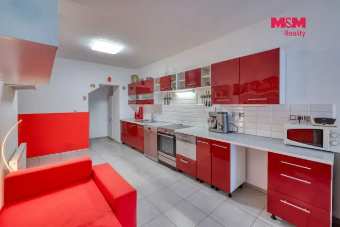 Prodej rodinného domu, Knovíz, 143 m2