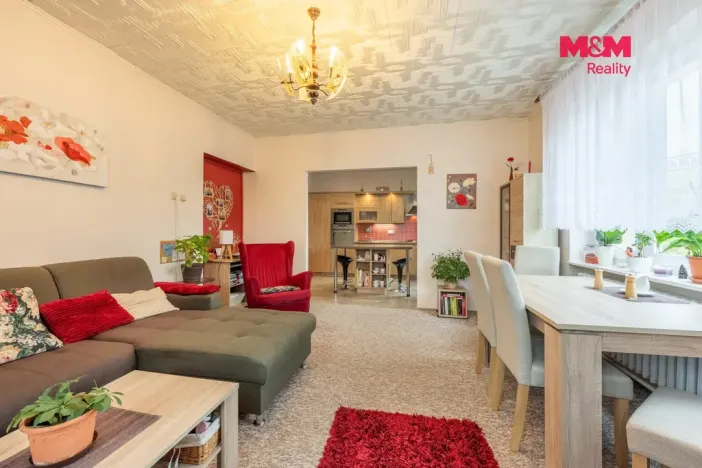 Prodej bytu 3+1, Slaný, Navrátilova, 69 m2