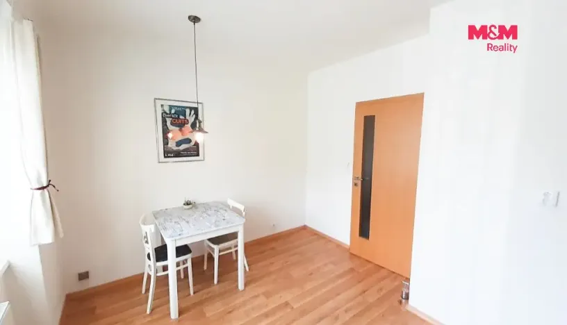 Pronájem bytu 1+1, Praha - Vršovice, Arménská, 37 m2