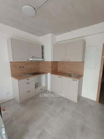Pronájem bytu 2+kk, Veselí nad Moravou, náměstí Míru, 37 m2