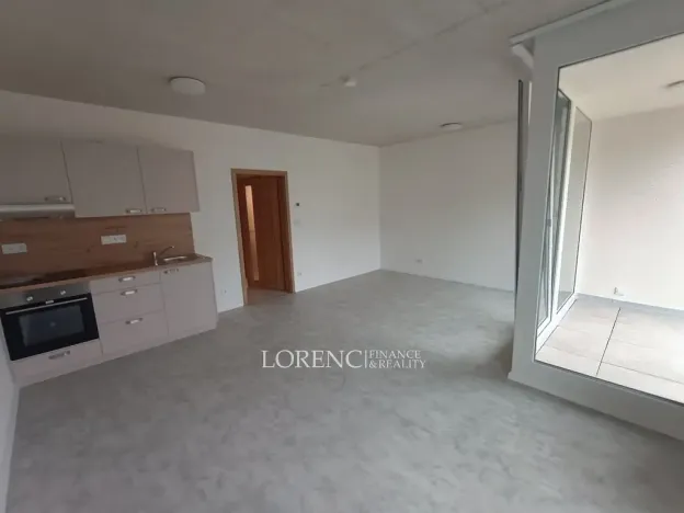 Pronájem bytu 2+kk, Veselí nad Moravou, náměstí Míru, 37 m2