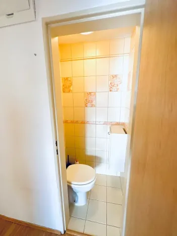 Prodej bytu 3+1, Karlovy Vary, Šmeralova, 87 m2
