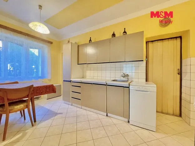 Prodej rodinného domu, Nová Sídla, 250 m2
