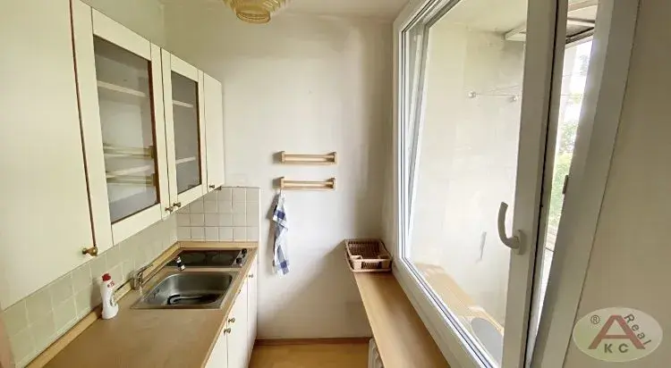 Pronájem bytu 1+kk, Praha - Michle, V zápolí, 30 m2