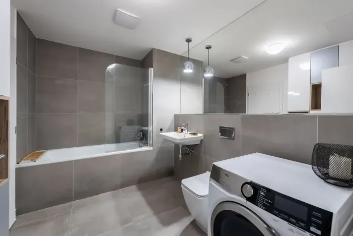 Pronájem bytu 2+kk, Praha, Na Komořsku, 55 m2
