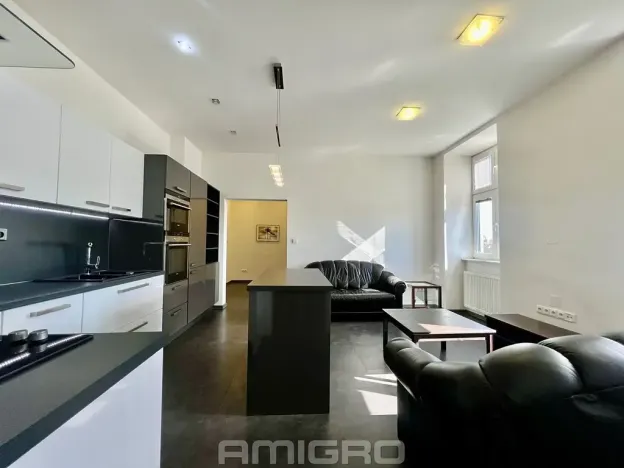 Prodej činžovního domu, Ostrovačice, náměstí Viléma Mrštíka, 1000 m2