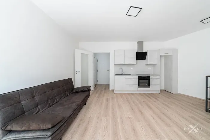 Pronájem bytu 1+kk, Praha - Štěrboholy, Pod areálem, 30 m2