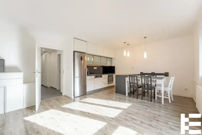 Prodej bytu 3+kk, Praha - Kbely, Martinická, 57 m2