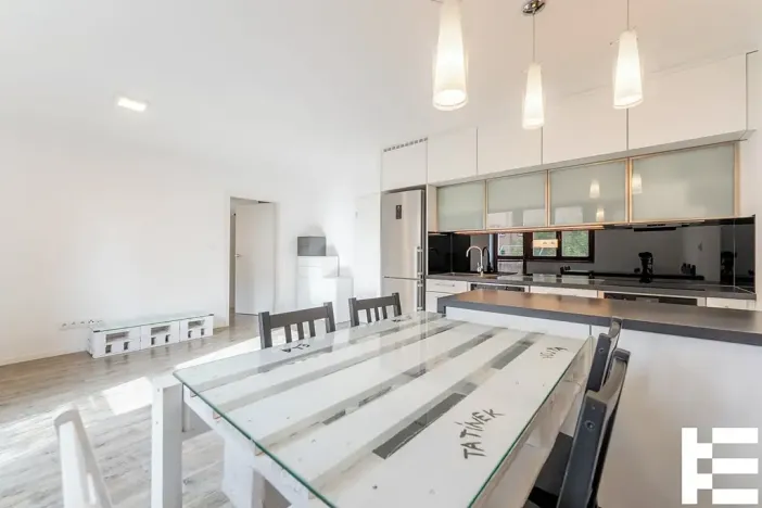 Prodej bytu 3+kk, Praha - Kbely, Martinická, 57 m2
