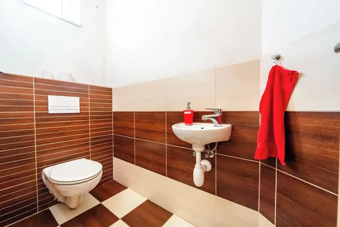 Prodej rodinného domu, Perná, 258 m2