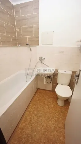 Pronájem bytu 1+1, Neratovice, 30 m2