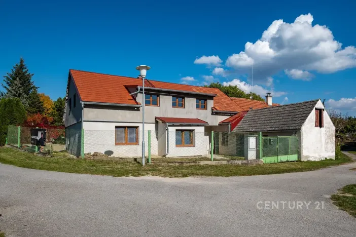 Prodej rodinného domu, Římov, K Přehradě, 160 m2