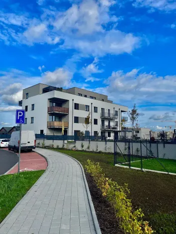 Pronájem bytu 1+kk, Praha - Kbely, Generála Bočka, 34 m2