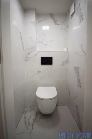 Pronájem bytu 3+kk, Praha - Holešovice, Janovského, 86 m2