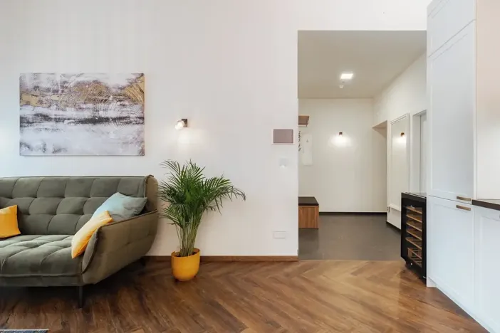 Prodej bytu 3+kk, Horní Planá, Náměstí, 83 m2