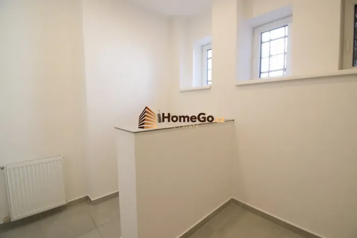 Pronájem obchodního prostoru, Praha - Hostivař, Hostivařská, 107 m2