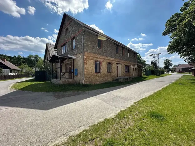 Prodej rodinného domu, 350 m², Velká Kraš