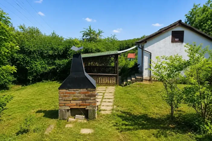 Prodej chaty, Libčice nad Vltavou, 28 m2